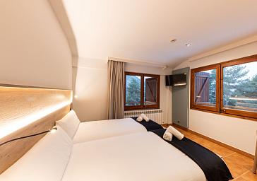 Double Twin Room