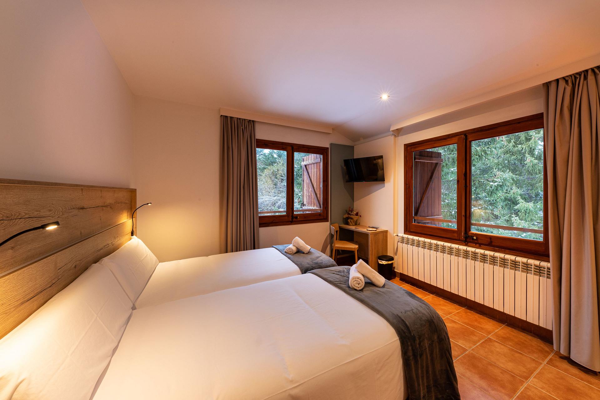 Conoce las habitaciones del Hotel Camp del Serrat